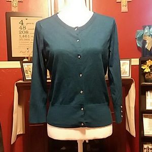 $6 must be bundled Beautiful sweater(1)d